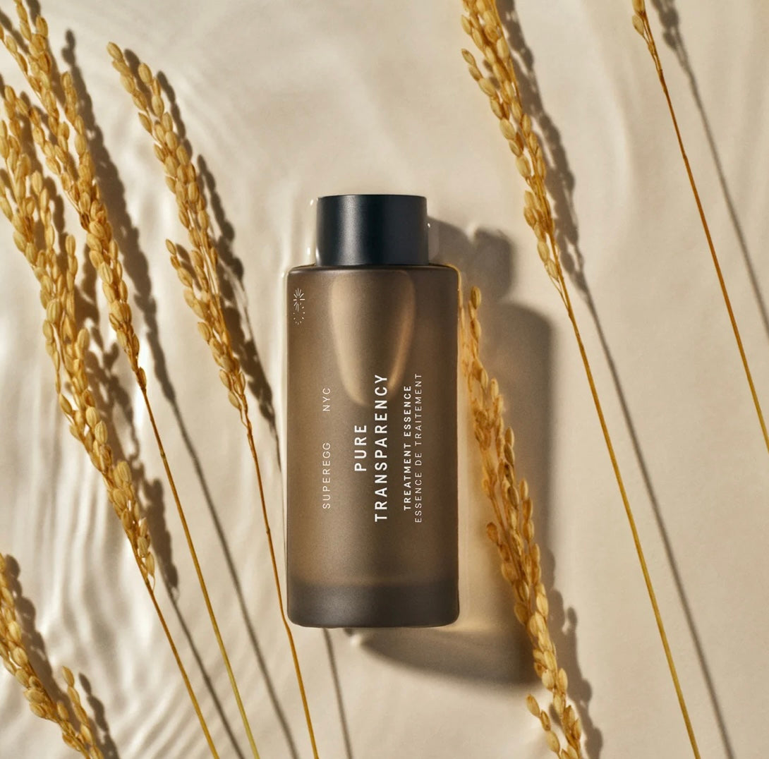 PURE TRANSPARENCY
TREATMENT ESSENCE